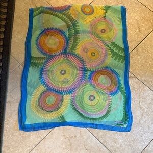 Vibrant Circular Pattern Scarf
